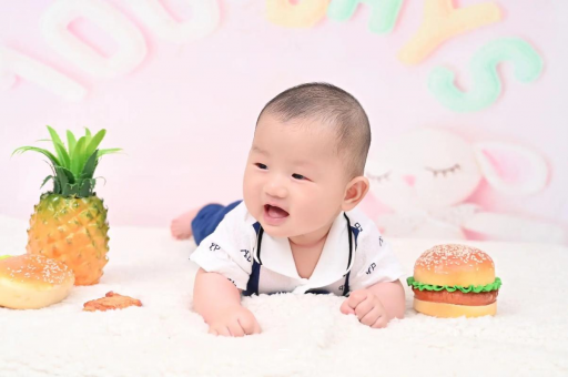 北京代生子机构包男孩宝宝接种疫苗后发烧